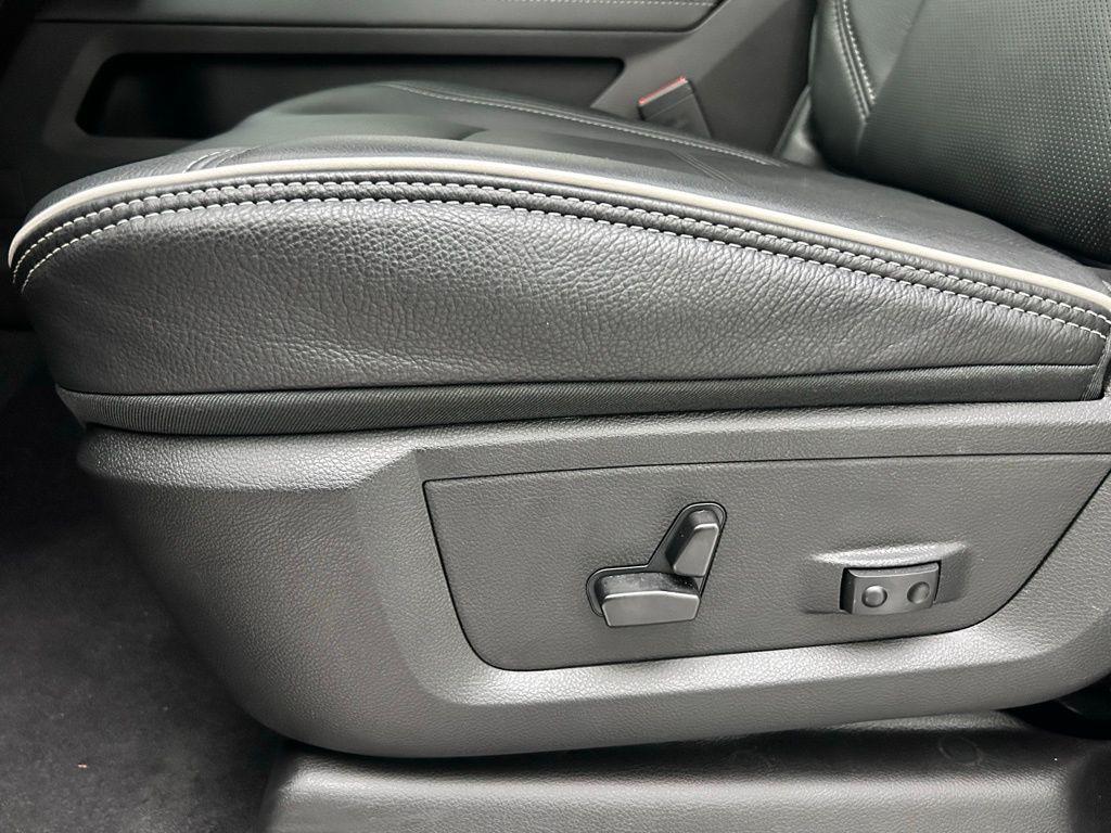 new 2025 Ram 2500 car, priced at $69,989