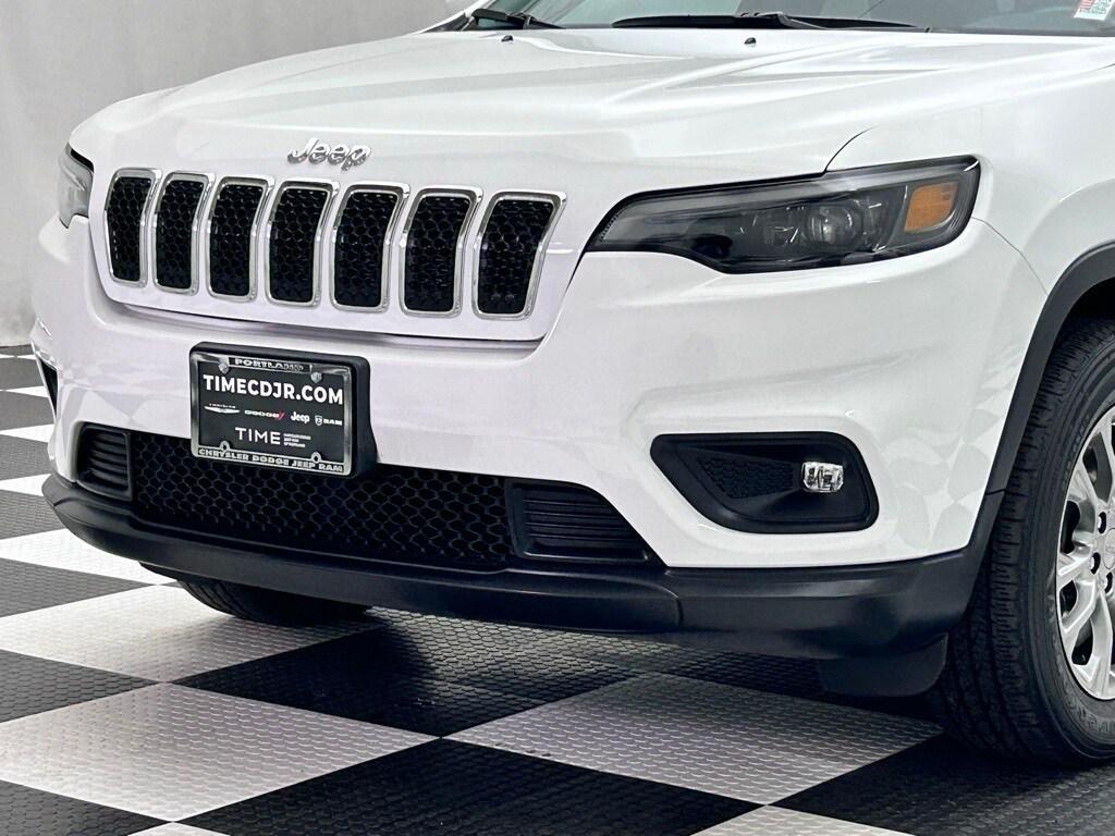used 2020 Jeep Cherokee car, priced at $18,290