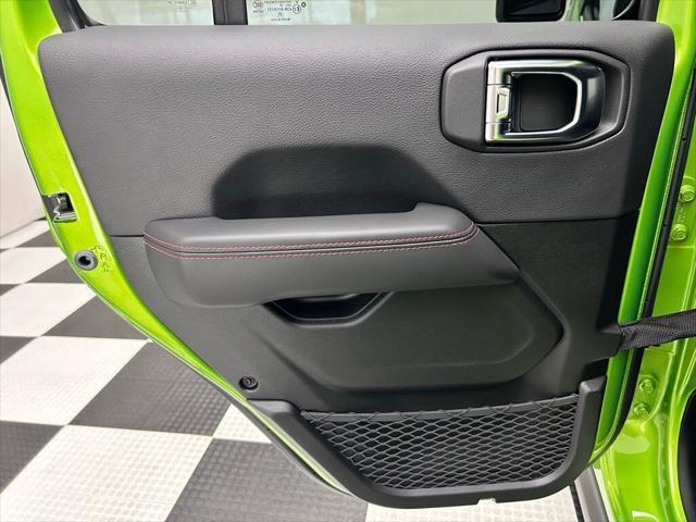 new 2025 Jeep Wrangler car