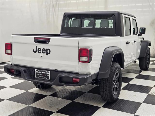 new 2025 Jeep Gladiator car, priced at $44,035