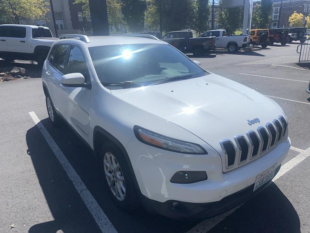 used 2014 Jeep Cherokee car, priced at $8,988