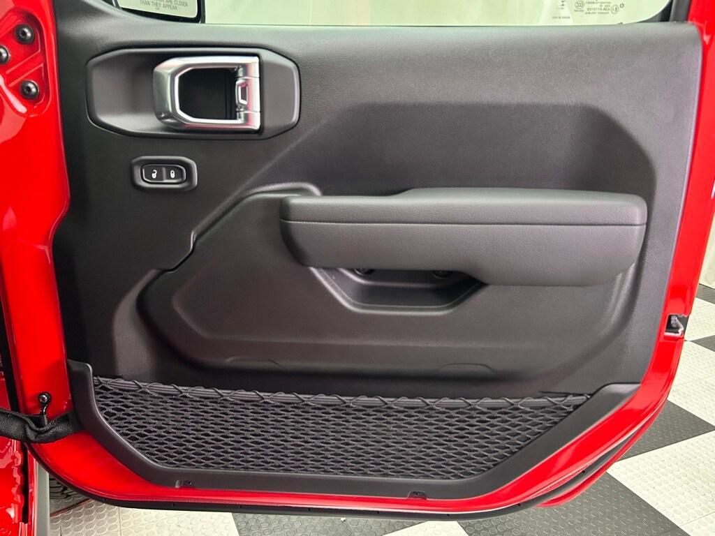 new 2025 Jeep Gladiator car, priced at $48,831
