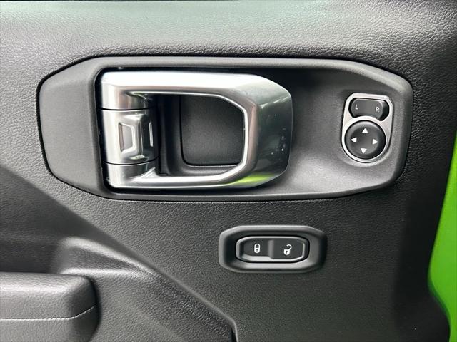 new 2025 Jeep Wrangler car, priced at $50,460