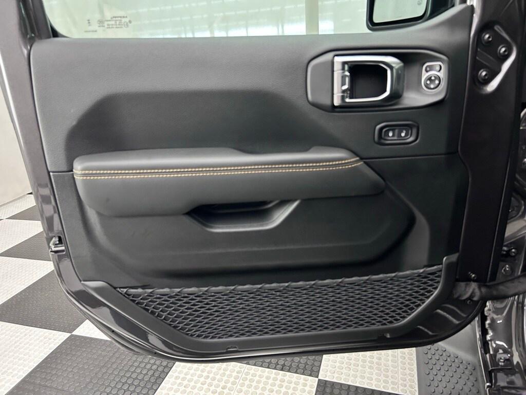 new 2025 Jeep Wrangler car, priced at $53,472