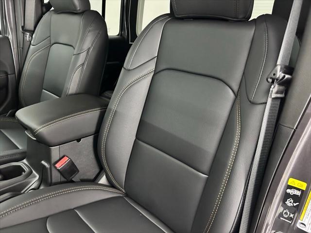 new 2025 Jeep Wrangler car, priced at $59,470