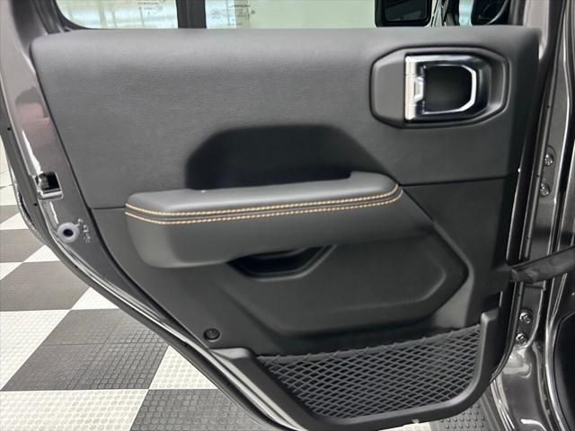 new 2025 Jeep Wrangler car, priced at $59,470