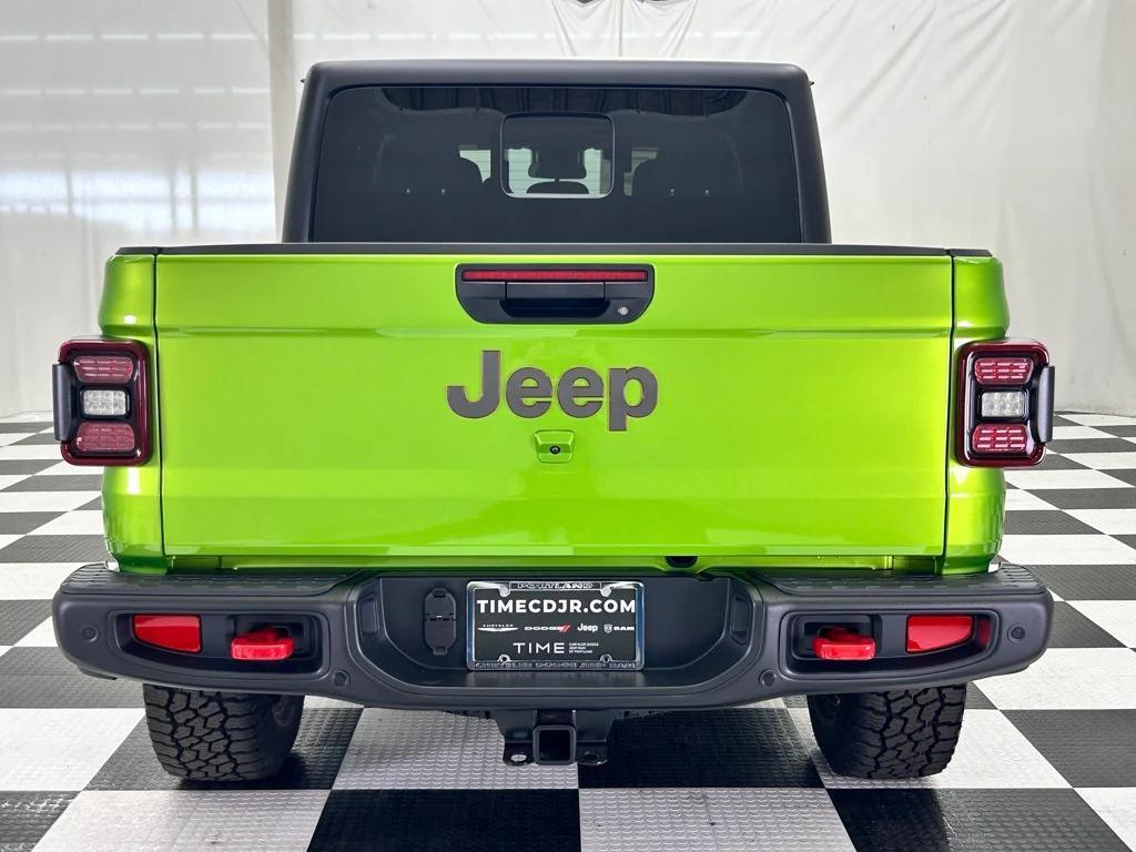 new 2025 Jeep Gladiator car, priced at $46,318