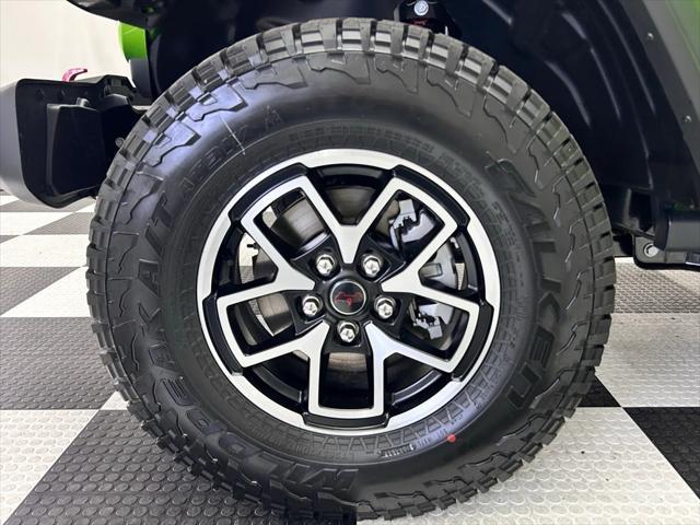 new 2025 Jeep Gladiator car, priced at $51,505