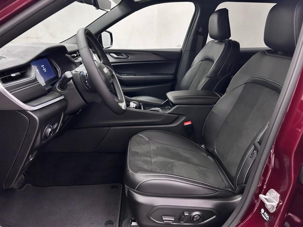 new 2025 Jeep Grand Cherokee L car, priced at $40,824