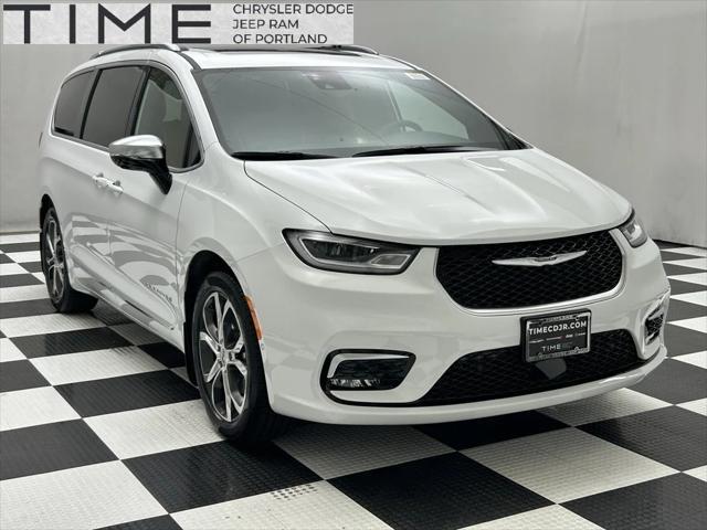new 2025 Chrysler Pacifica car, priced at $49,995