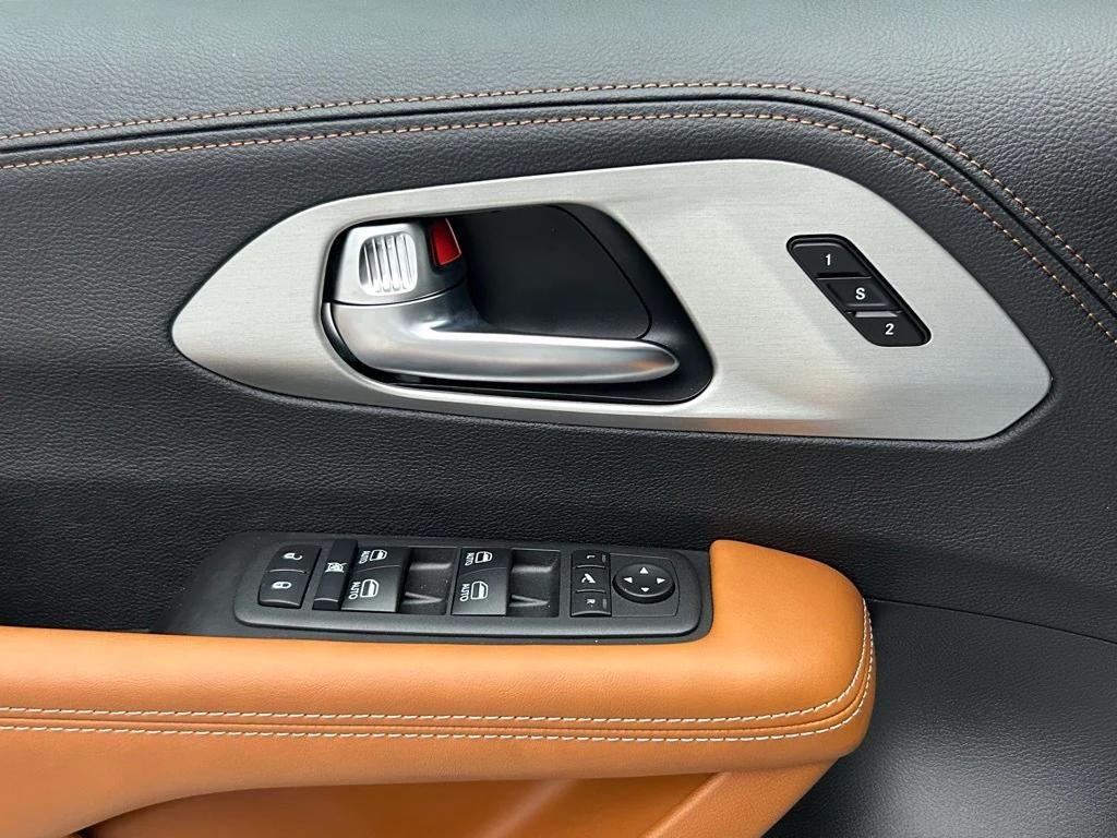 new 2025 Chrysler Pacifica car, priced at $49,245