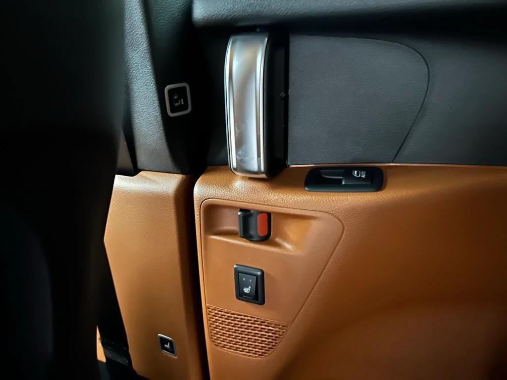 new 2025 Chrysler Pacifica car, priced at $49,245
