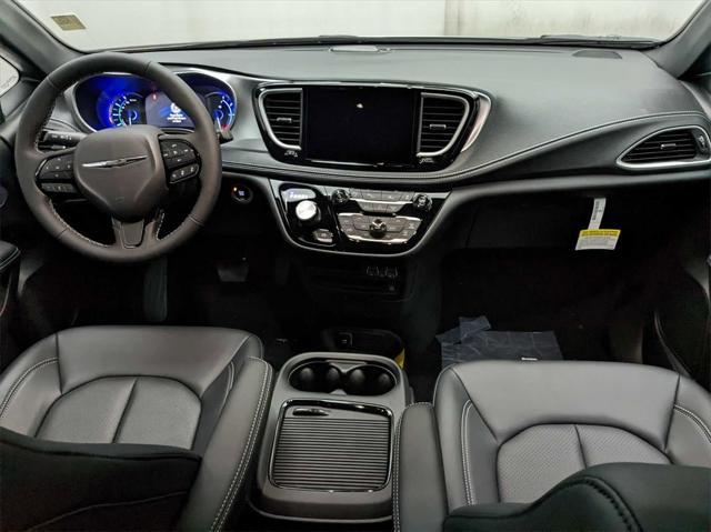 new 2023 Chrysler Pacifica Hybrid car, priced at $58,875