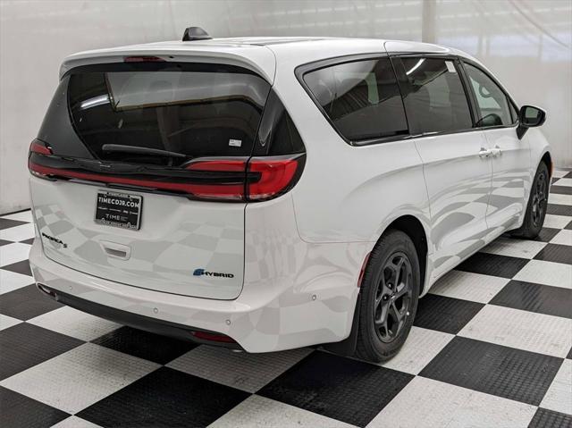 new 2023 Chrysler Pacifica Hybrid car, priced at $58,875