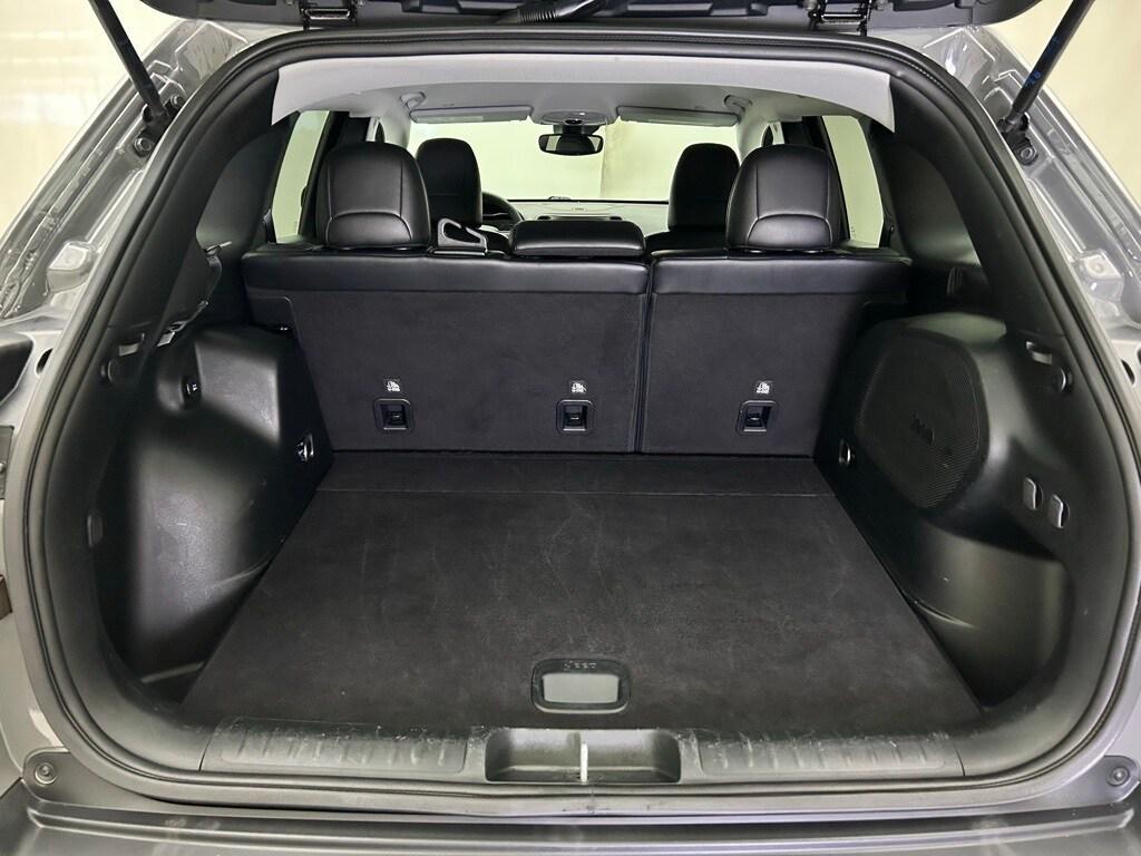 used 2022 Jeep Cherokee car, priced at $22,988