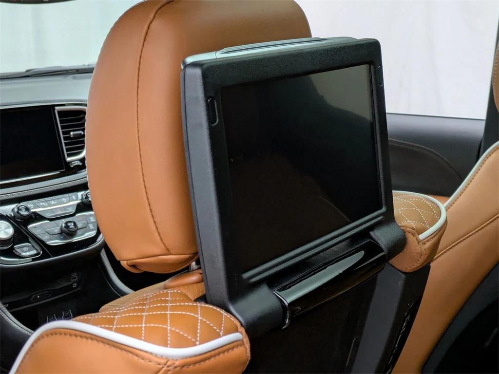 new 2025 Chrysler Pacifica car, priced at $49,550
