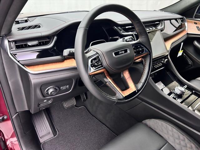 new 2025 Jeep Grand Cherokee car, priced at $66,490