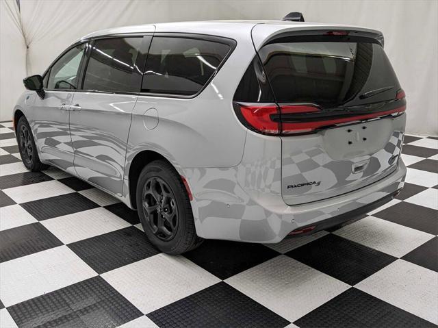 new 2023 Chrysler Pacifica Hybrid car, priced at $56,125