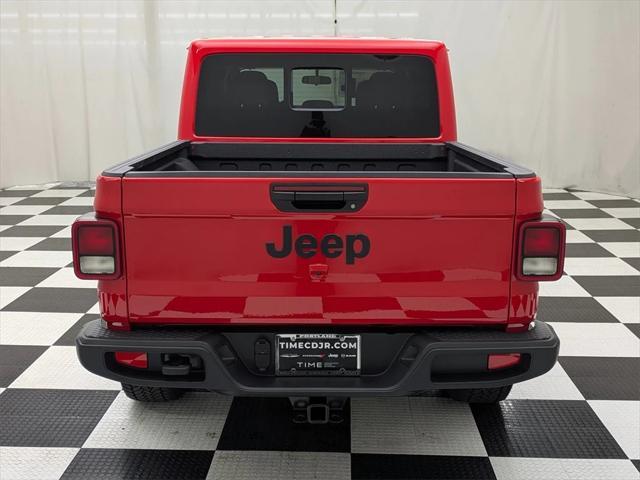 new 2025 Jeep Gladiator car, priced at $42,627