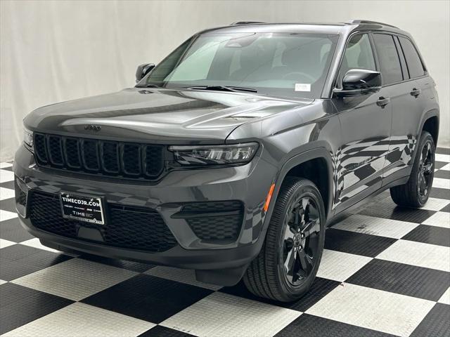 new 2025 Jeep Grand Cherokee car, priced at $44,675