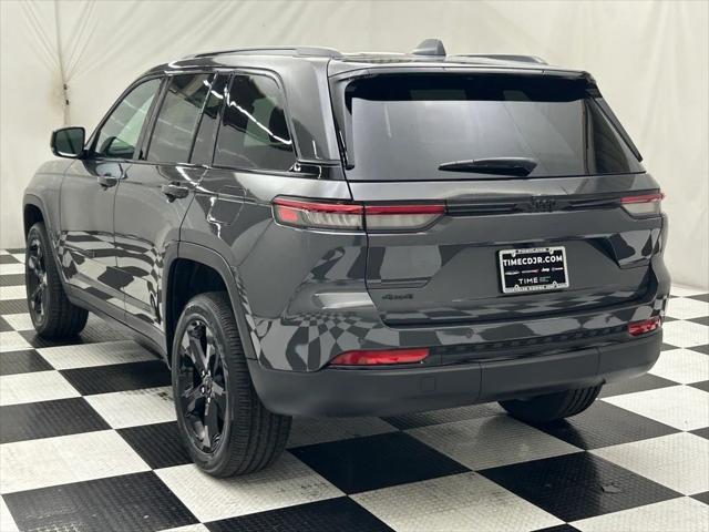 new 2025 Jeep Grand Cherokee car, priced at $44,675