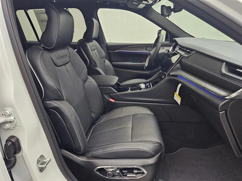 new 2025 Jeep Grand Cherokee L car, priced at $61,779