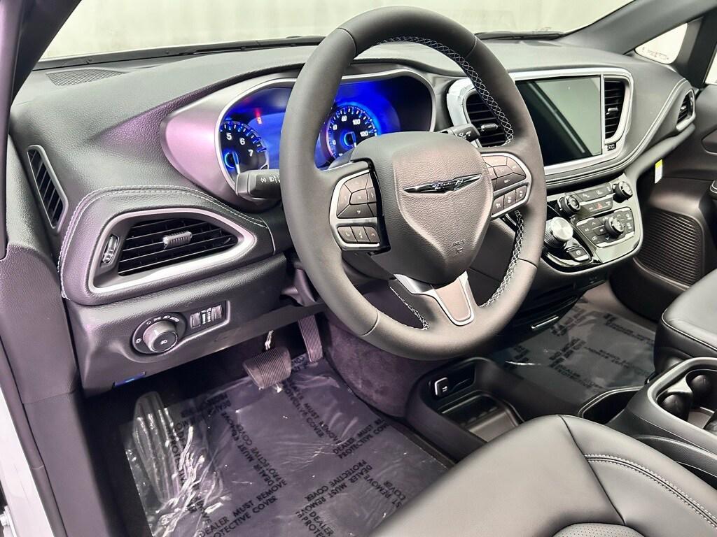 new 2026 Chrysler Pacifica car, priced at $44,764