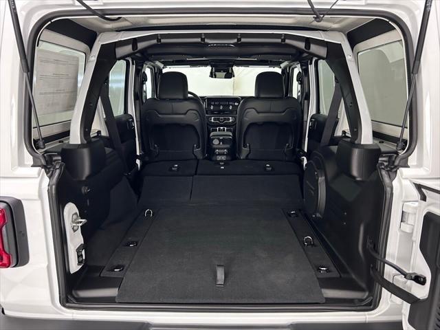 new 2025 Jeep Wrangler car, priced at $61,344