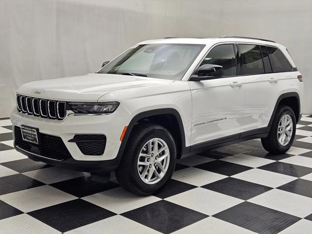 new 2024 Jeep Grand Cherokee car, priced at $37,370