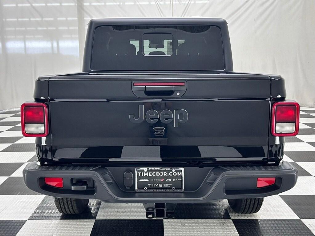 new 2025 Jeep Gladiator car, priced at $44,369