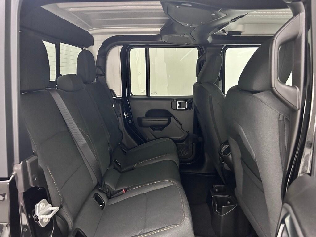 new 2025 Jeep Gladiator car, priced at $44,369