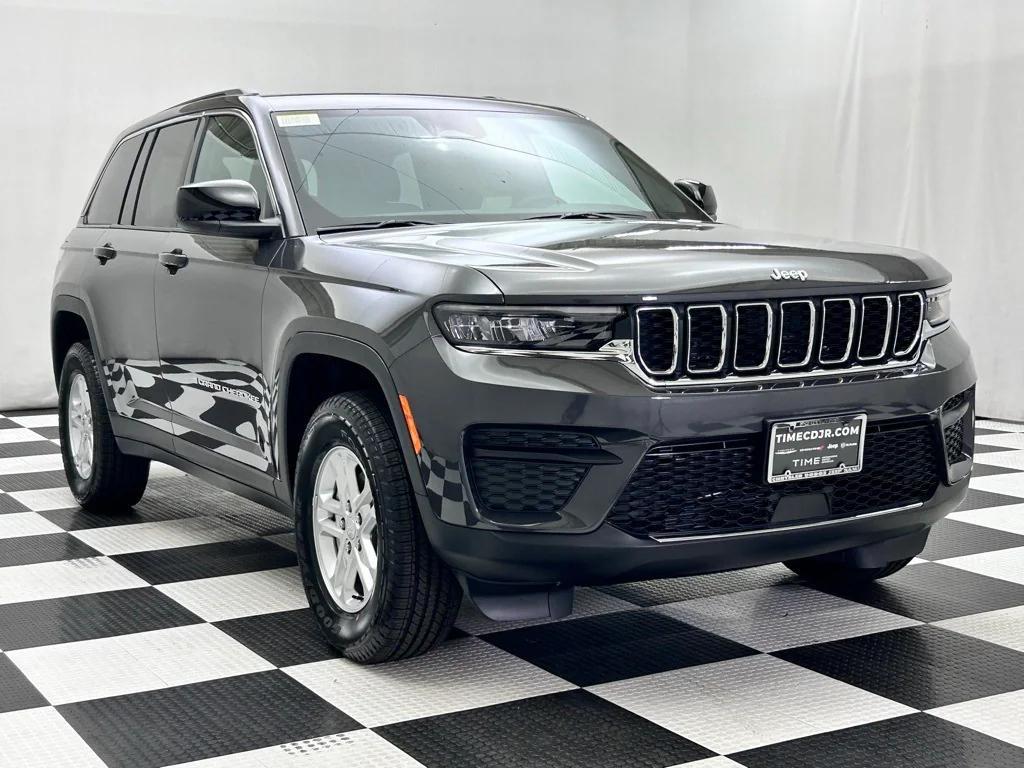 new 2025 Jeep Grand Cherokee car, priced at $36,870