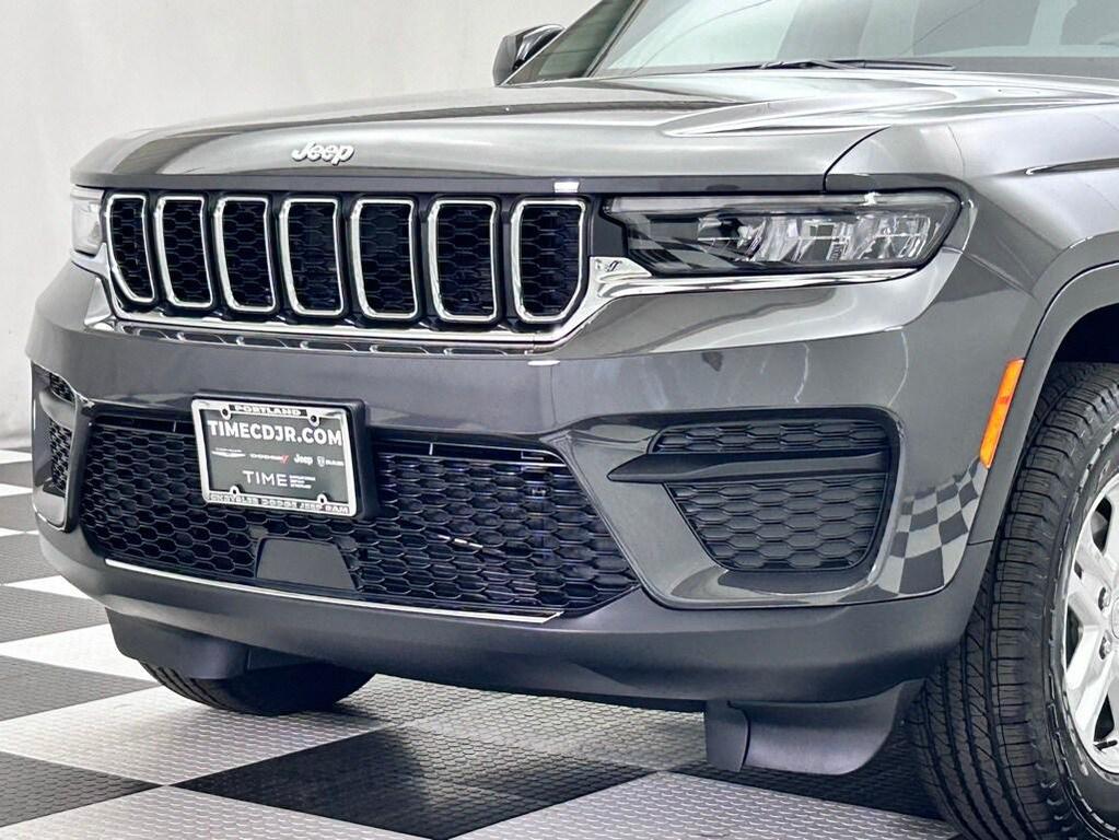 new 2025 Jeep Grand Cherokee car, priced at $36,870