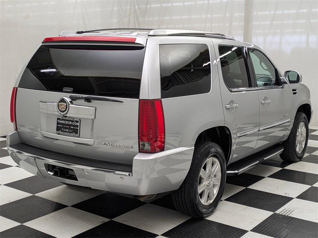 used 2013 Cadillac Escalade car, priced at $13,988