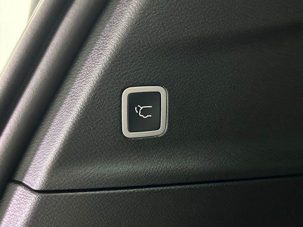 new 2026 Chrysler Pacifica car, priced at $43,210