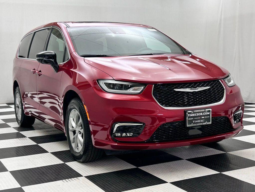 new 2026 Chrysler Pacifica car, priced at $43,210