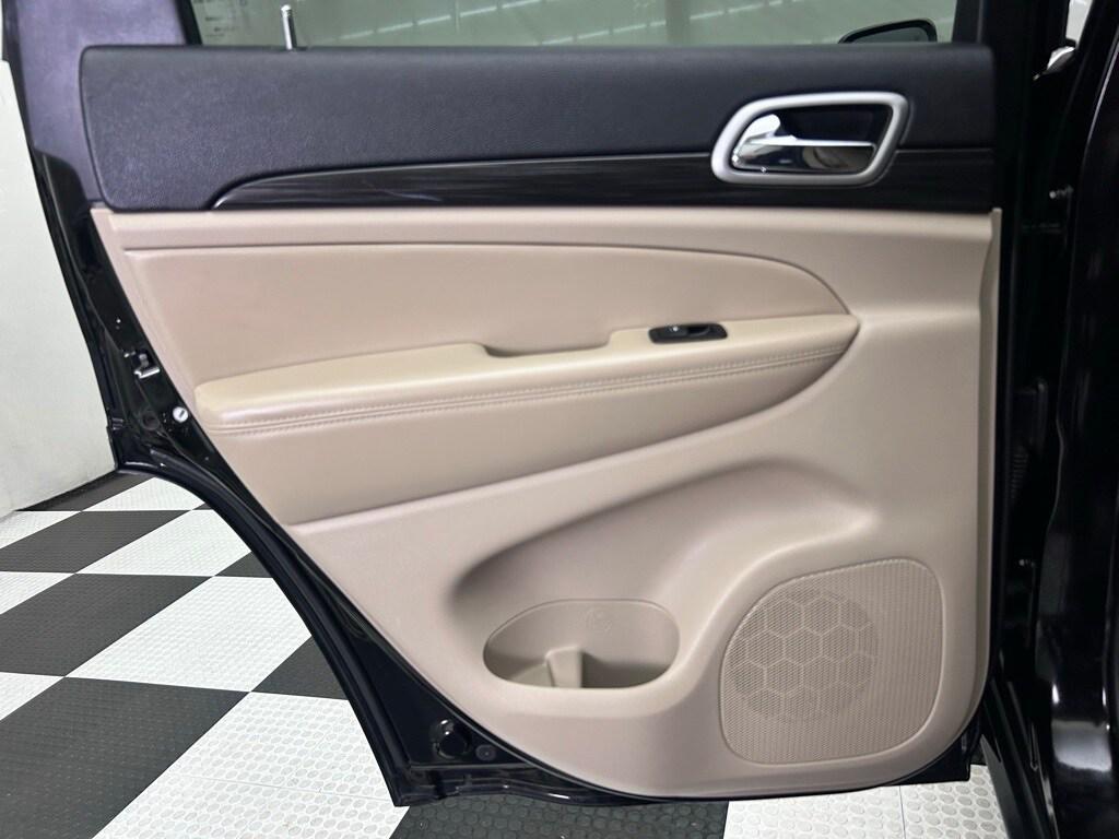 used 2021 Jeep Grand Cherokee car, priced at $25,634