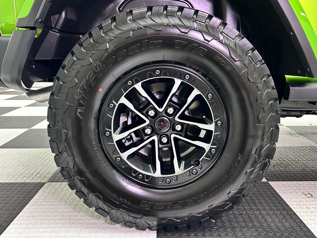 new 2025 Jeep Wrangler car, priced at $57,536