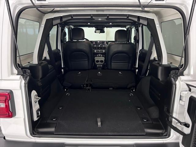 new 2025 Jeep Wrangler car, priced at $48,441