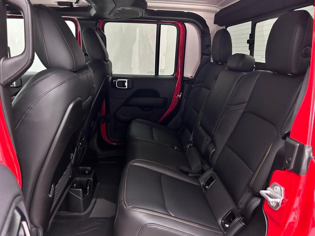 new 2025 Jeep Gladiator car, priced at $51,488