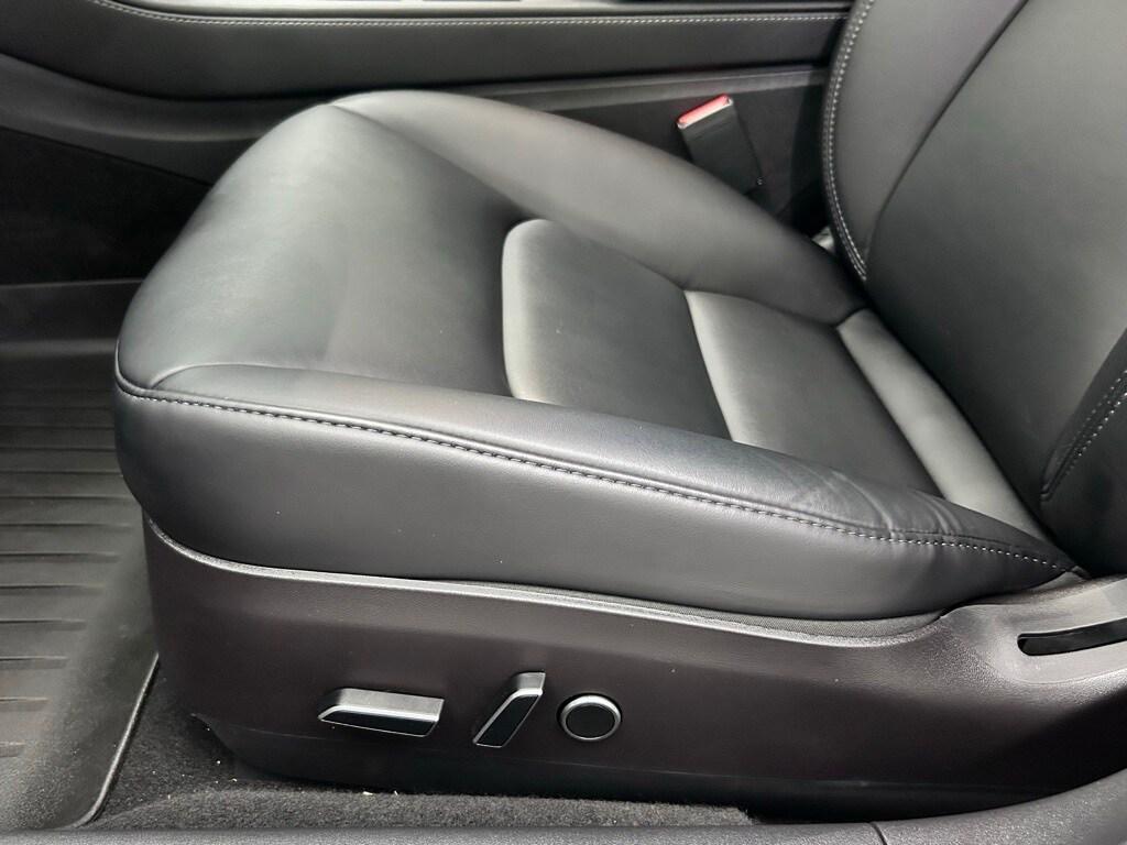 used 2023 Tesla Model 3 car, priced at $27,988