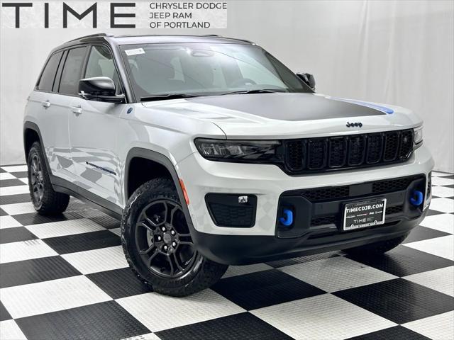new 2025 Jeep Grand Cherokee 4xe car, priced at $60,490