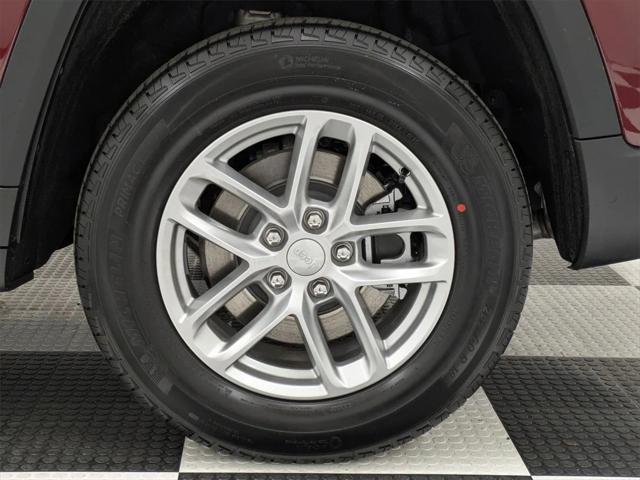 new 2025 Jeep Grand Cherokee L car, priced at $43,965
