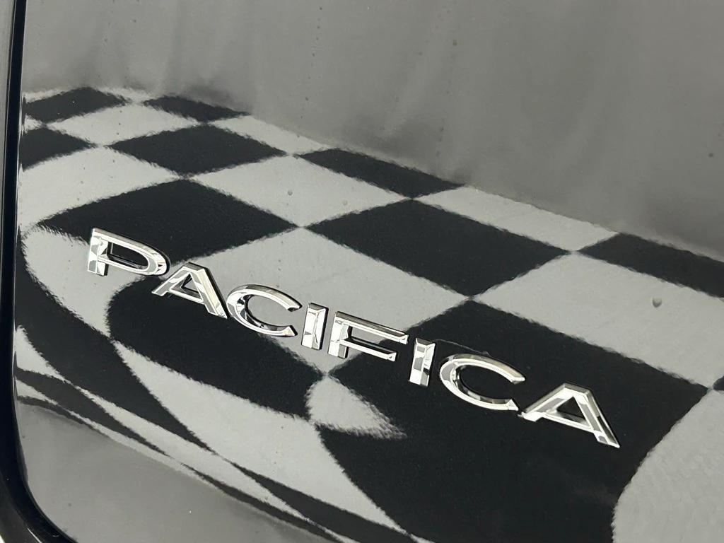 new 2025 Chrysler Pacifica car, priced at $42,170