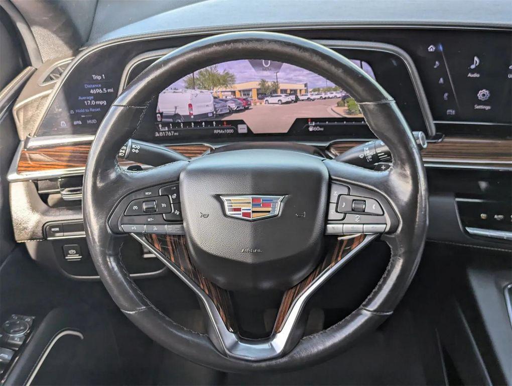 used 2023 Cadillac Escalade ESV car, priced at $55,014