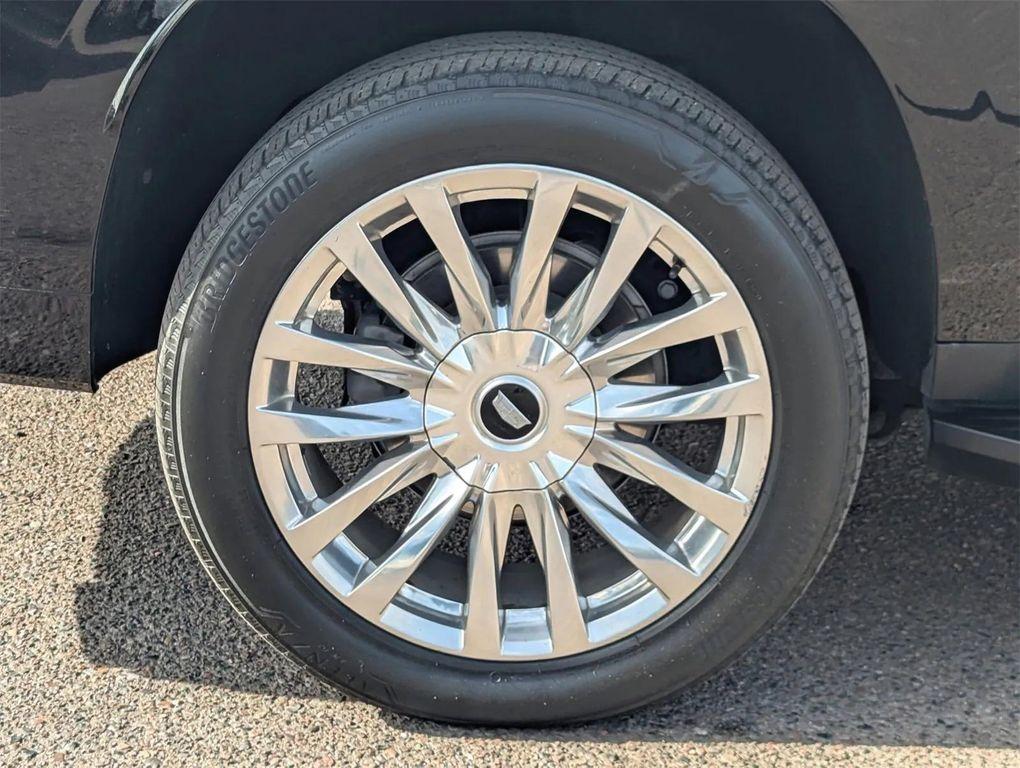 used 2023 Cadillac Escalade ESV car, priced at $55,014