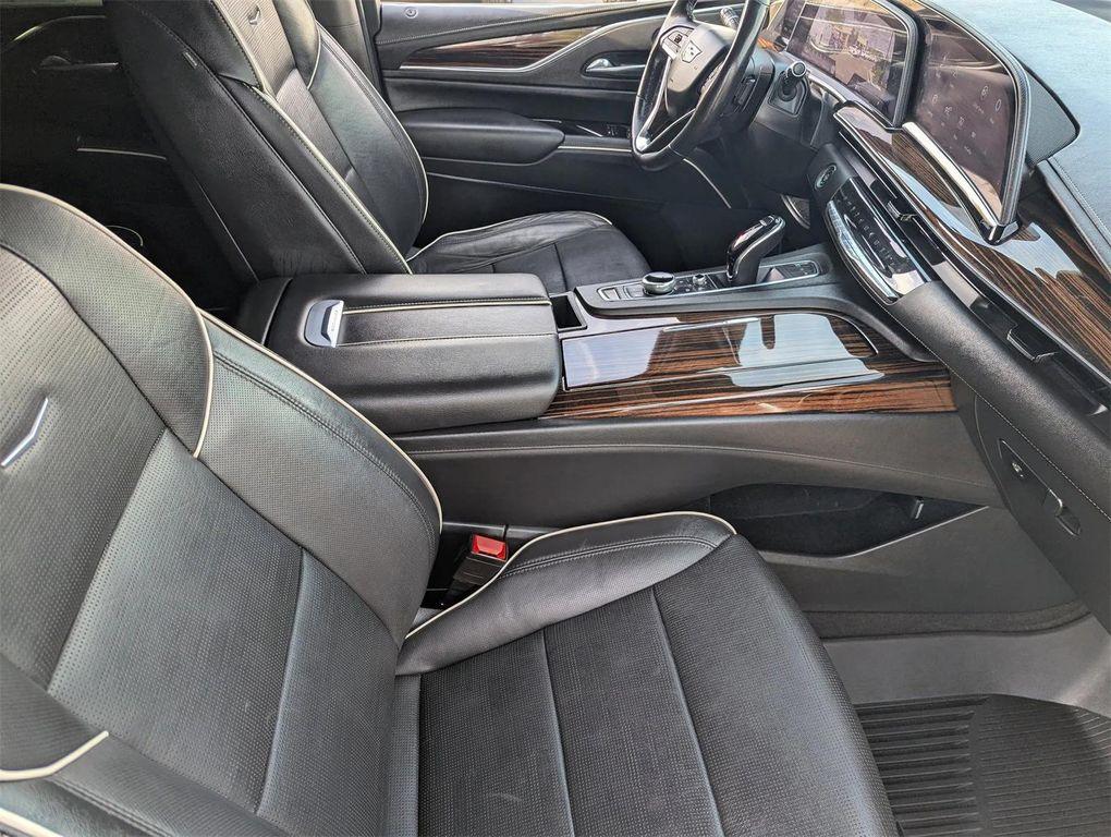 used 2023 Cadillac Escalade ESV car, priced at $55,014