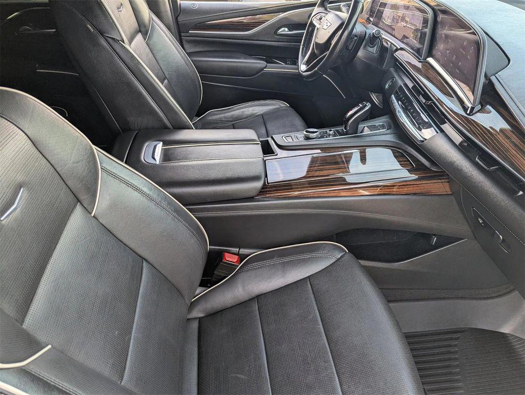 used 2023 Cadillac Escalade ESV car, priced at $56,614