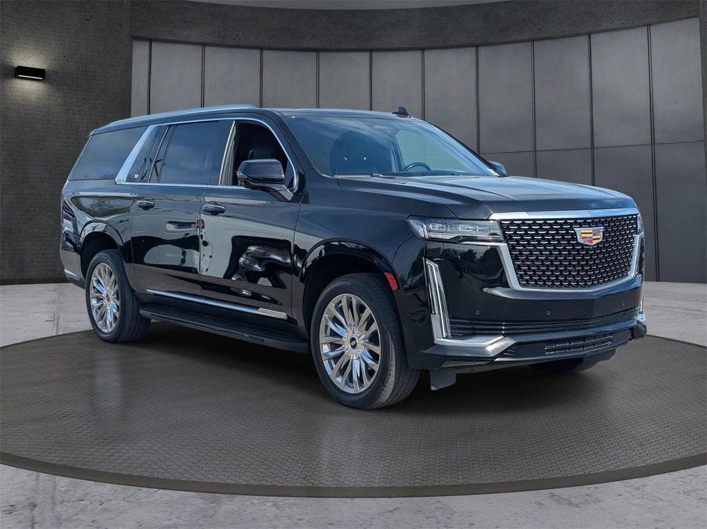 used 2023 Cadillac Escalade ESV car, priced at $56,614