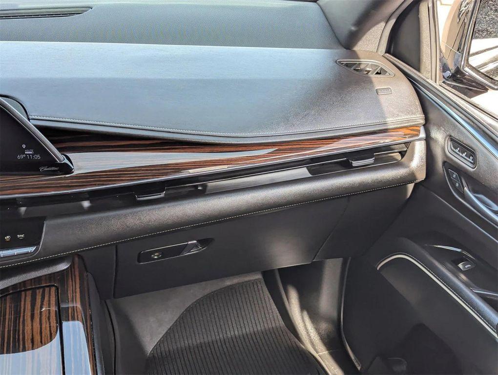 used 2023 Cadillac Escalade ESV car, priced at $56,614